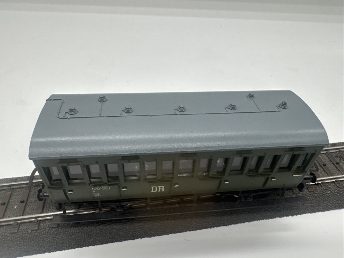 Piko H0 5/6515-01 Personenwagen 530-303 DR Neuwertig #105