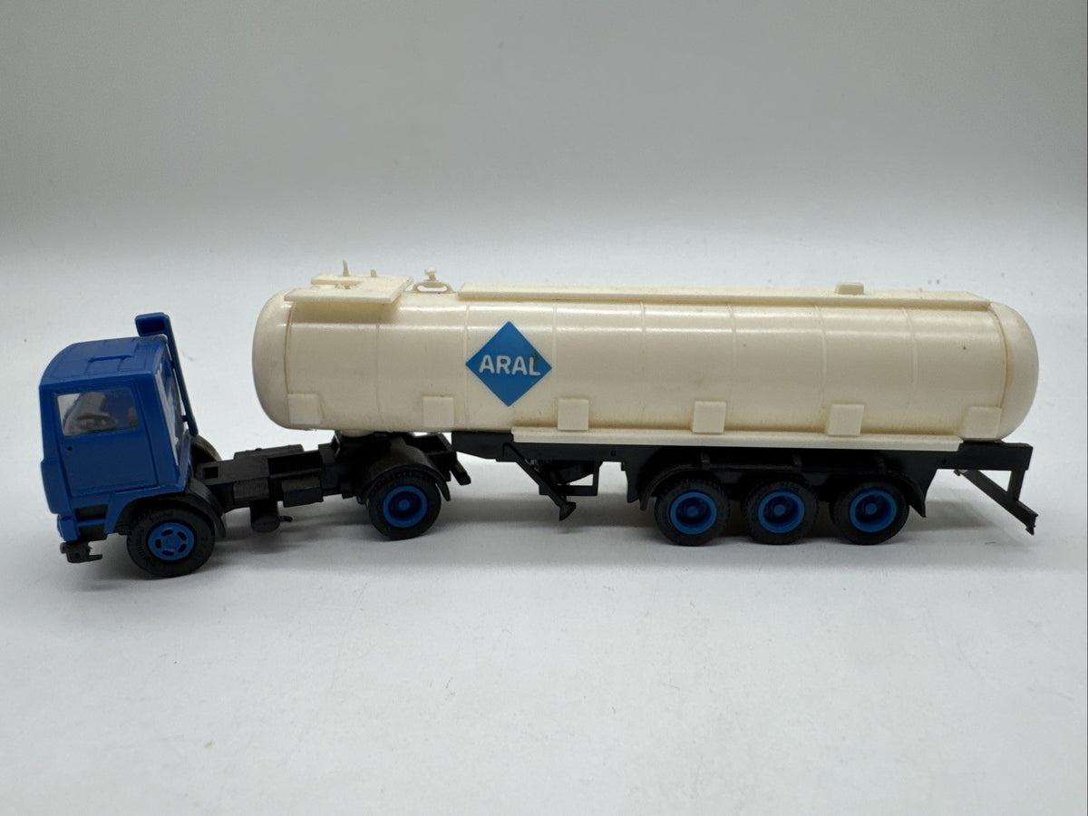 Herpa H0 1:87 - LKW Volvo Tanksattelzug "ARAL" - ohne OVP - #639