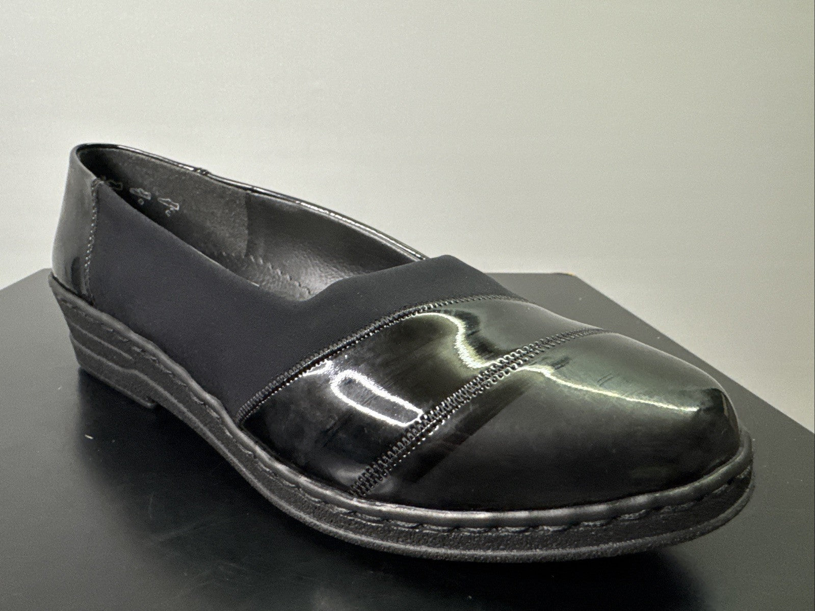 Jana Slipper Gr. 4 Damen Slip On Leder Schwarz