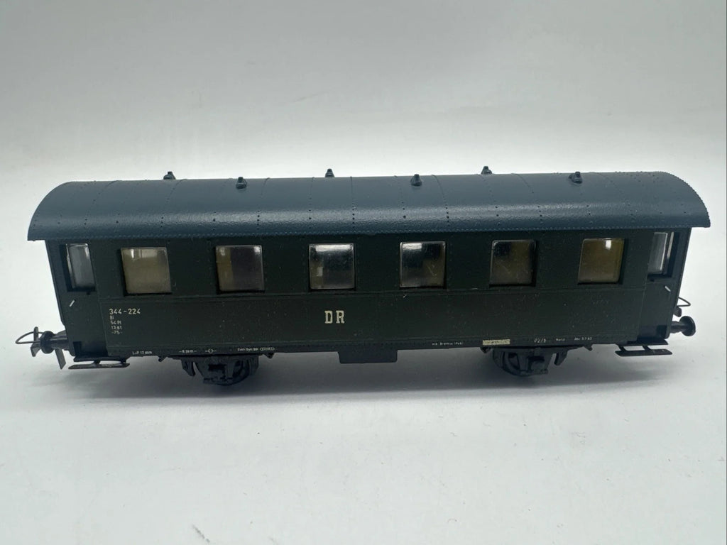Piko Personenwagen 344-224 Bi 54 PI - DR - grün - weiße Schrift - H0 HO 1:87