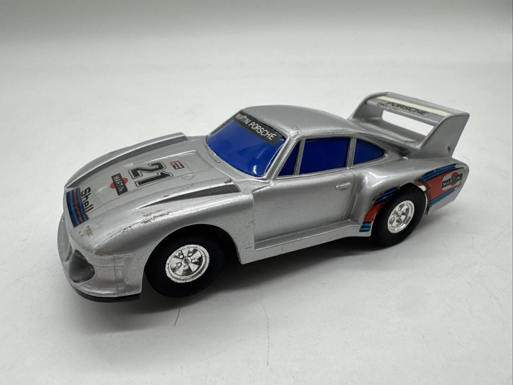 Artin Industrial  - Porsche Läuft