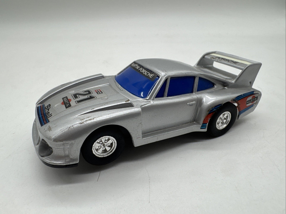 Artin Industrial  - Porsche Läuft