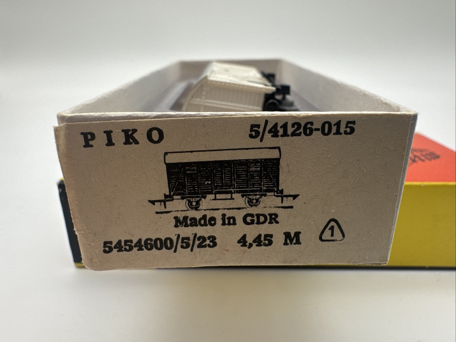 Piko Spur N geschlossener Güterwagen Tonnendach 5/4126-015 Kühlwagen