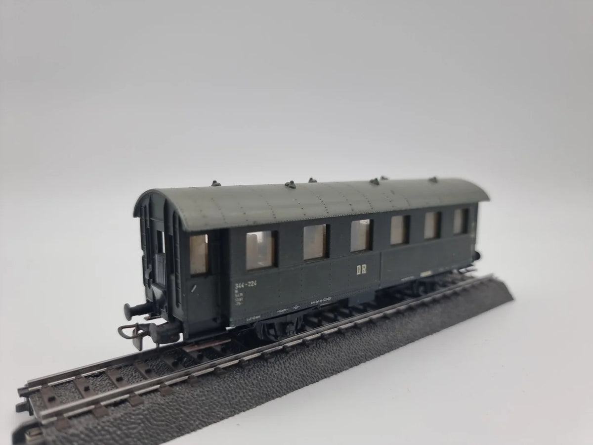 Piko Personenwagen 344-224 Bi 54 PI - DR - grün - weiße Schrift - H0 HO 1:87