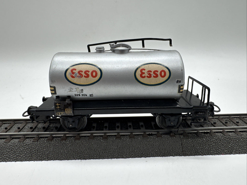 Märklin Spur H0 4501 Kesselwagen "Esso" 599 304 DB #563
