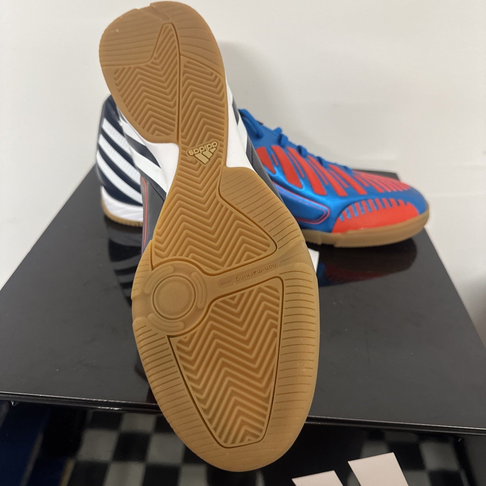 ADIDAS P Absolado LZ Indoor EUR 45 1/3 UK 10.5 Fußballschuh Predator