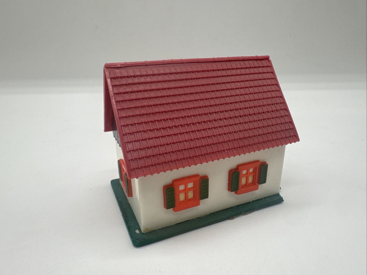 Spur H0 Einfamilienhaus befenstert