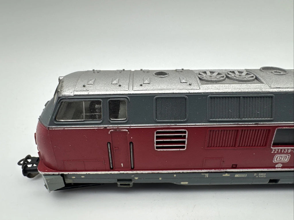 Spur TT, Diesellok der DB 221 139-9 In OVP