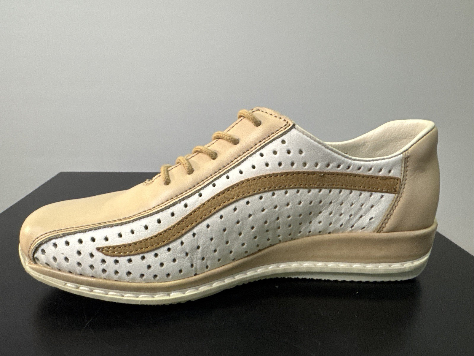 Rieker Halbschuh Gr. 36 Damen Leder Beige