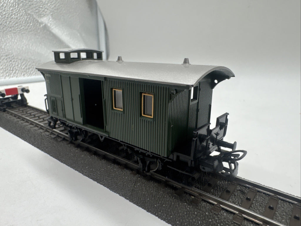 Märklin 4038 - Gepäckwagen - 116 910 Stg - grün/grau - H0 HO 1:87 #414