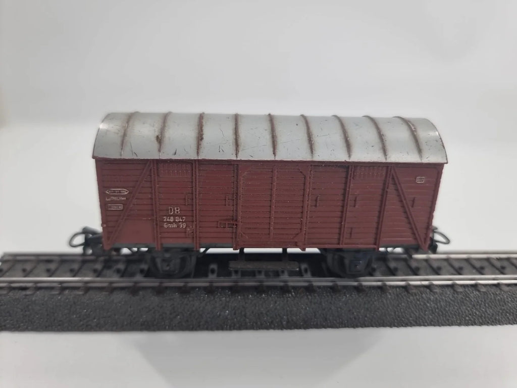 Märklin gedeckter Güterwagen - DB - 248  847 GmbH 39 - braun - H0 1:87