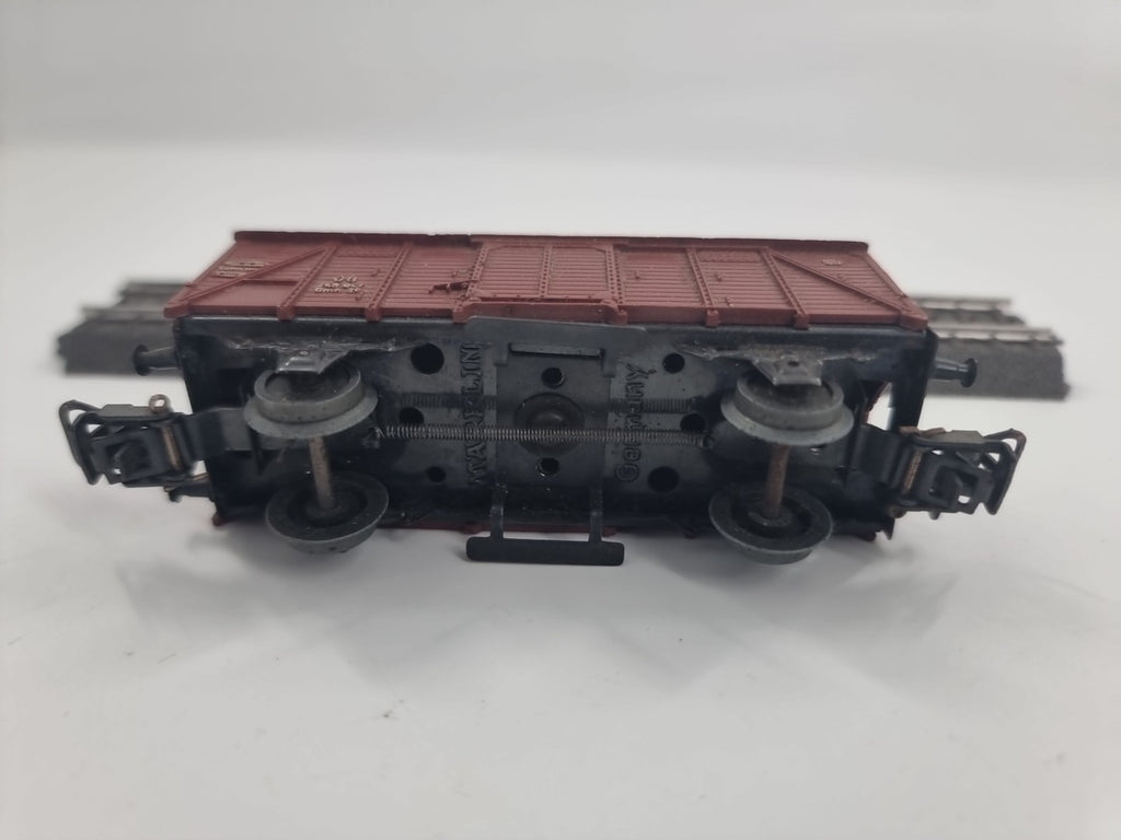 Märklin gedeckter Güterwagen - DB - 248  847 GmbH 39 - braun - H0 1:87