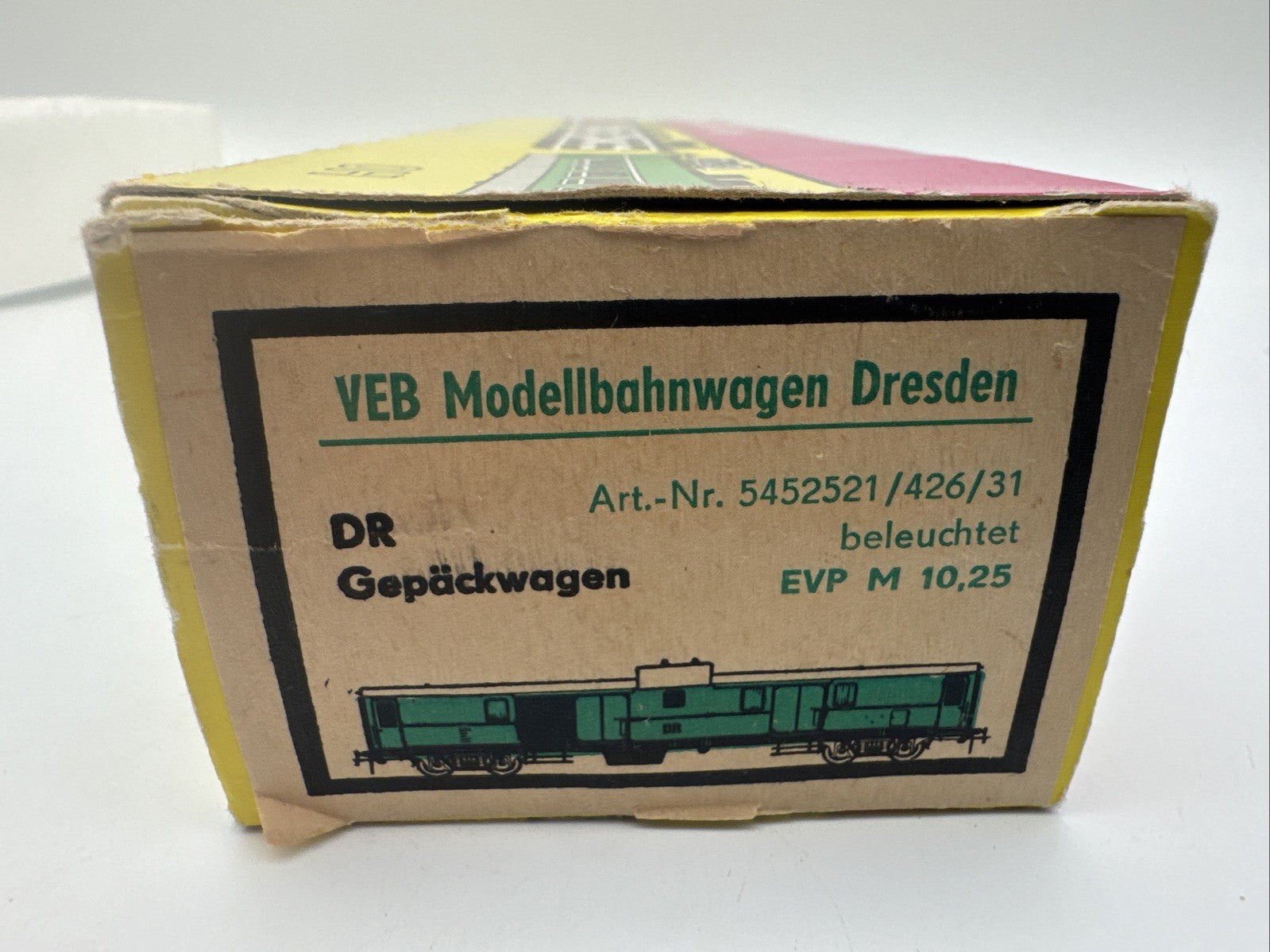 Schicht 5452521/326/31 H0 Gepäckwagen in OVP Beleuchtet