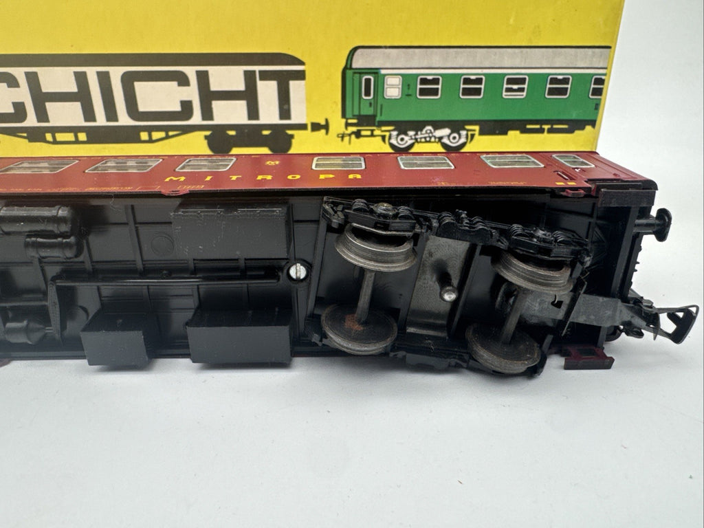 426/62 Piko Schicht Speisewagen Mitropa 51 50 88-40 108-5 WRm H0 Top Zustand