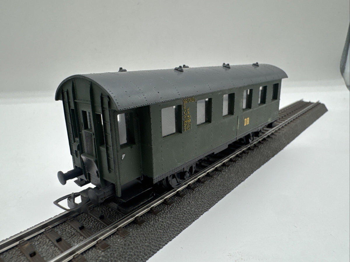 Piko/Prefo Spur H0 Personenwagen Bia 33a  Gelbe Aufschrift 99724 Dre #163