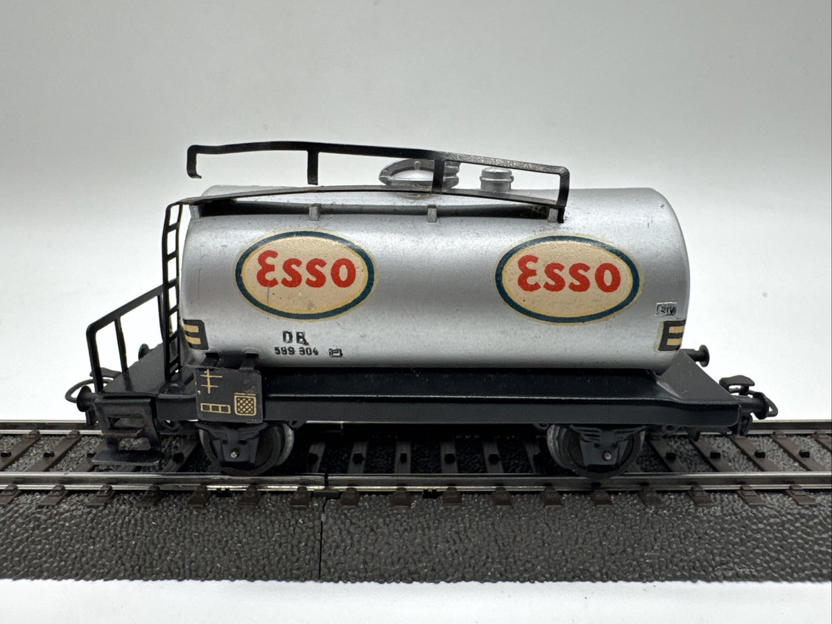 Märklin Spur H0 4501 Kesselwagen "Esso" 599 304 DB #563