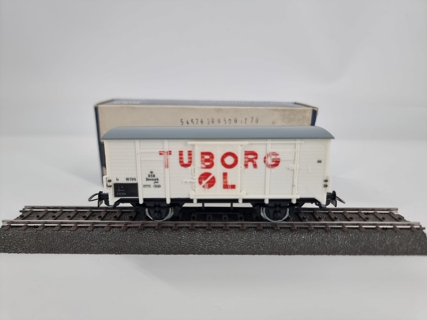 Piko Gedeckter Güterwagen Tuborg OL - DSB Danmark - H0-neuwertig In OVP-
