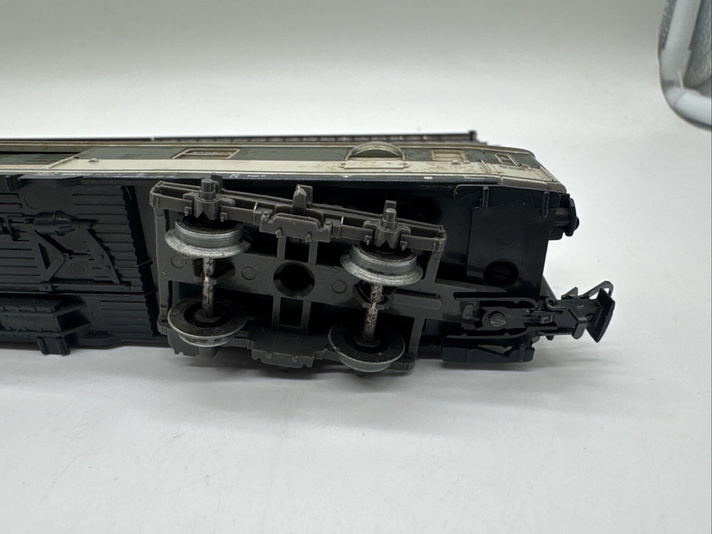 Märklin H0 Gepäckwagen 51 80 92 40-118-2 der DB #555