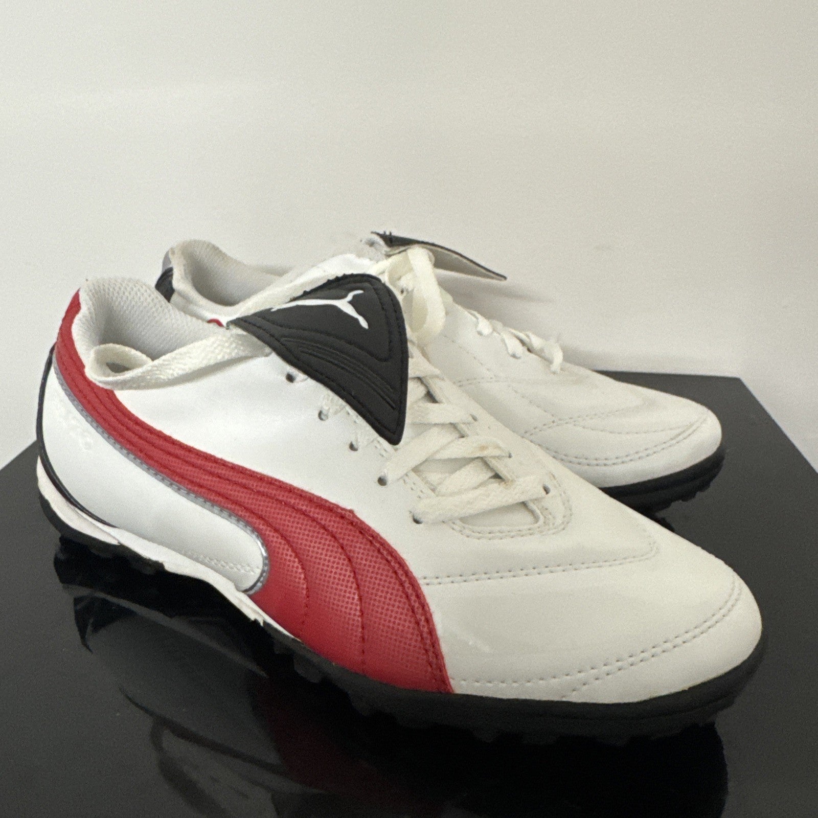 Puma Esito Cat II Laufschuhe Gr. 37 Indoor Hallen