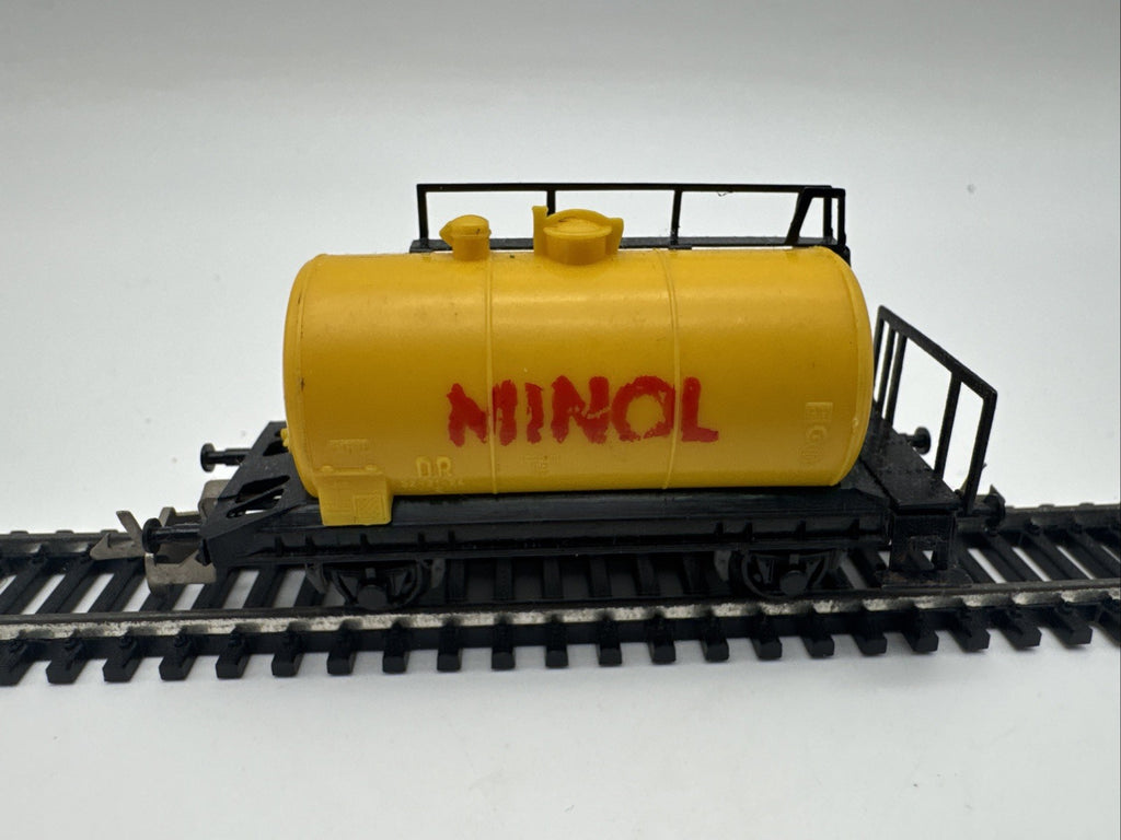 Zeuke TT  Kesselwagen MINOL  DR