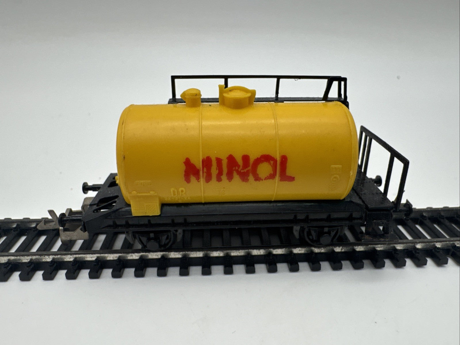 Zeuke TT  Kesselwagen MINOL  DR