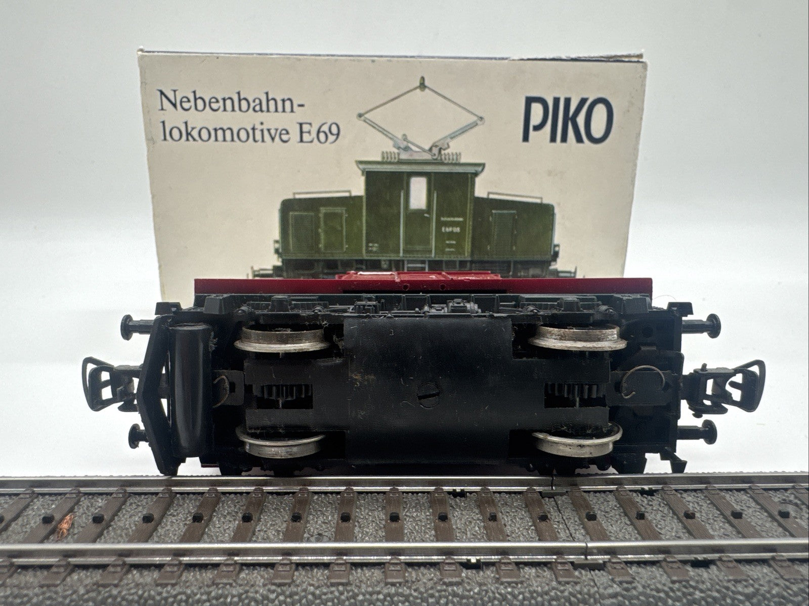 Piko H0 Nebenbahnlokomotive E69 DB E6905 1:87 Elektrolokomotive E-Lok #86