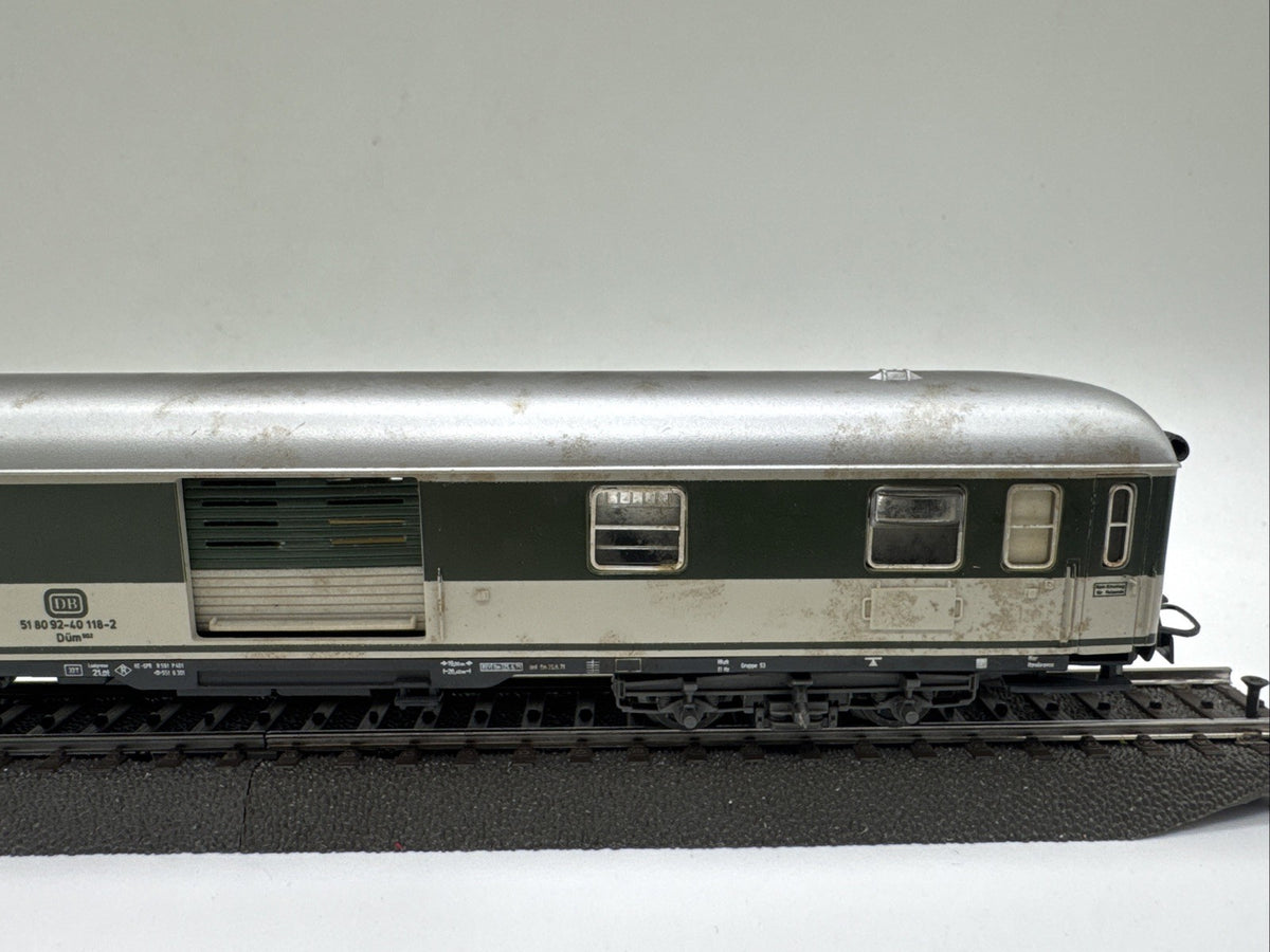Märklin H0 Gepäckwagen 51 80 92 40-118-2 der DB #555