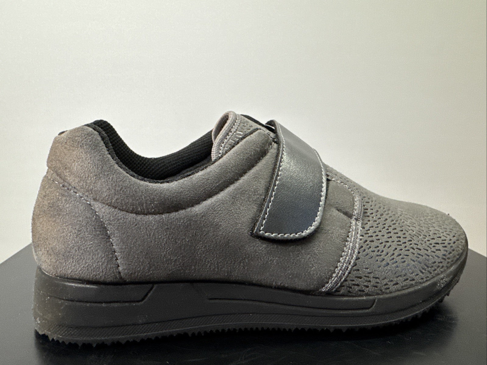 Fischer Markenschuh Gr. 37 Damen Halbschuh Grau Leder