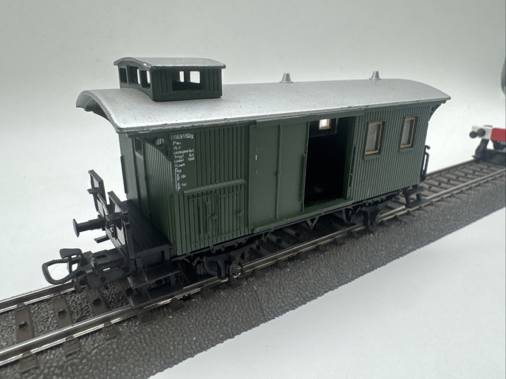 Märklin 4038 - Gepäckwagen - 116 910 Stg - grün/grau - H0 HO 1:87 #442
