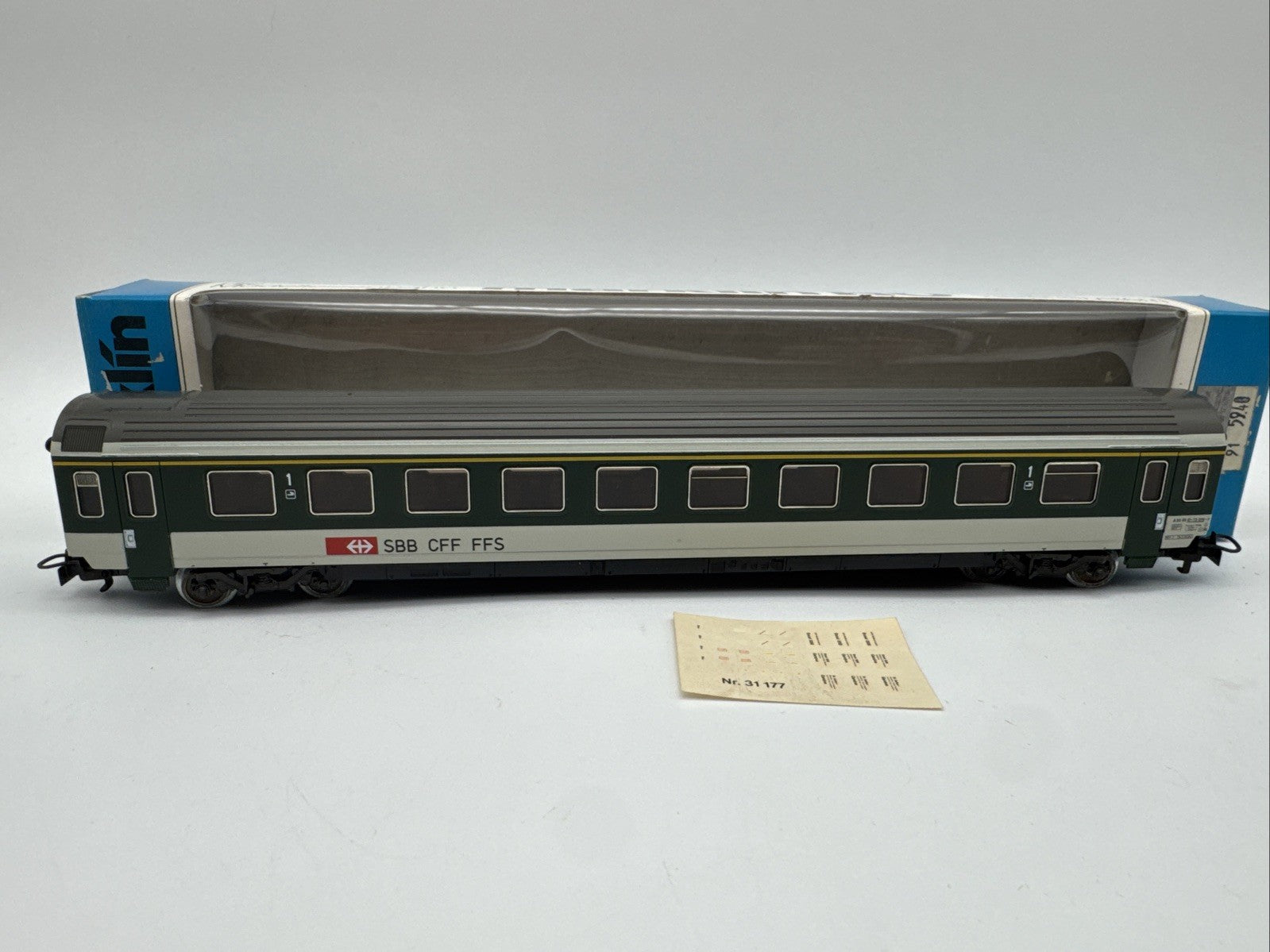 H0 Märklin 4123 Personenwagen 1. Klasse Schweiz, neuwertig OVP