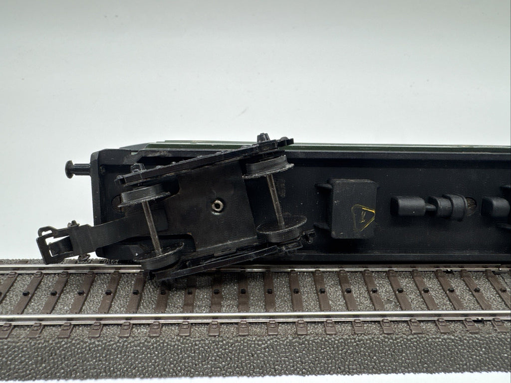 Piko Spur H0 18350 Personenwagen der DR Grün #68