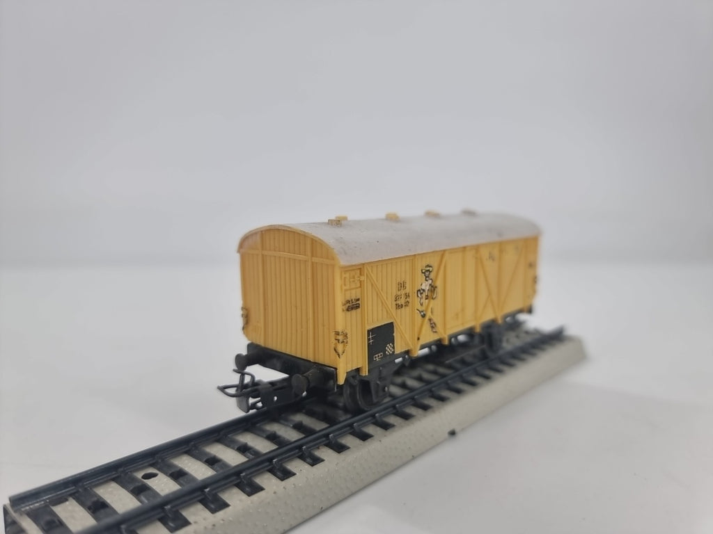Märklin HO 4509 Gedeckter Güterwagen. “Jamaica” 