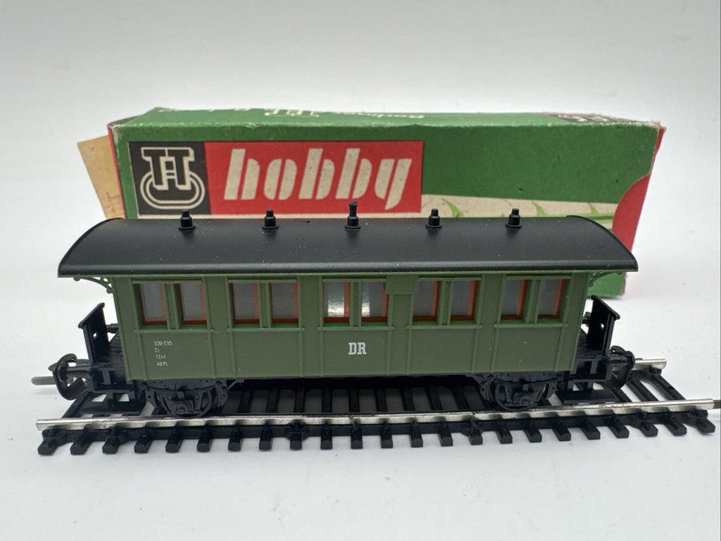 BTTB 3115 Personenwagen 320 235 DR Spur TT