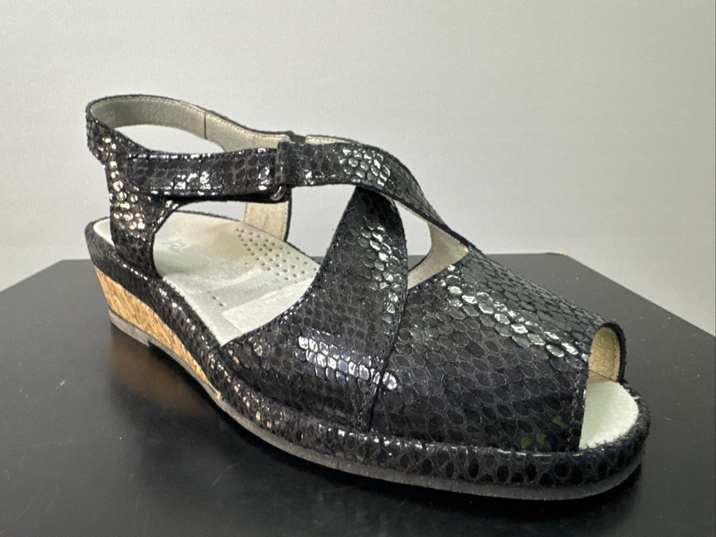 Rieker Sandale Gr. 37 Leder Slip On Schwarz