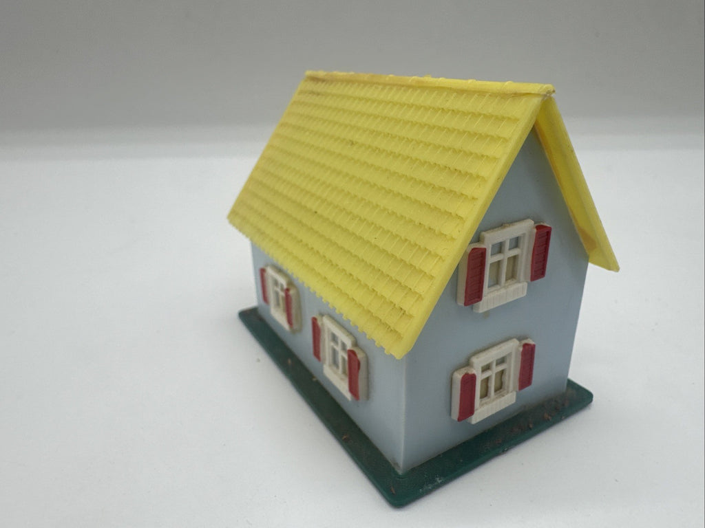 Spur H0 Einfamilienhaus befenstert