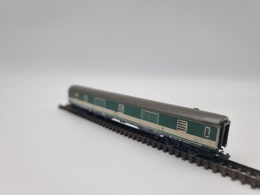 FLEISCHMANN 8190 Spur N Gepäckwagen Düm 902, DB, Epoche IV