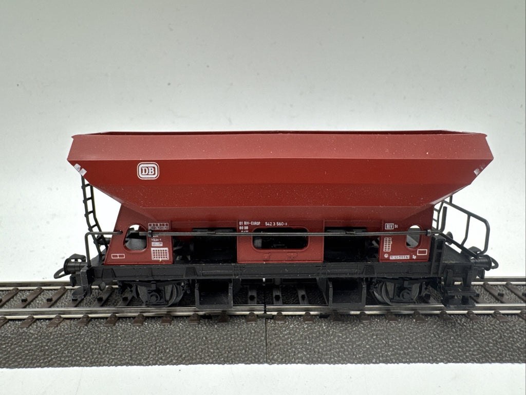 Märklin H0 4631 Drehschieber-Seitenentladewagen 542 3 560-3 DB #284