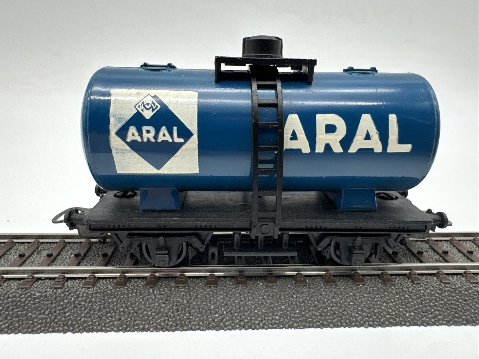 Lima H0 2714, Kesselwagen, ARAL, NO BOX, #AG687
