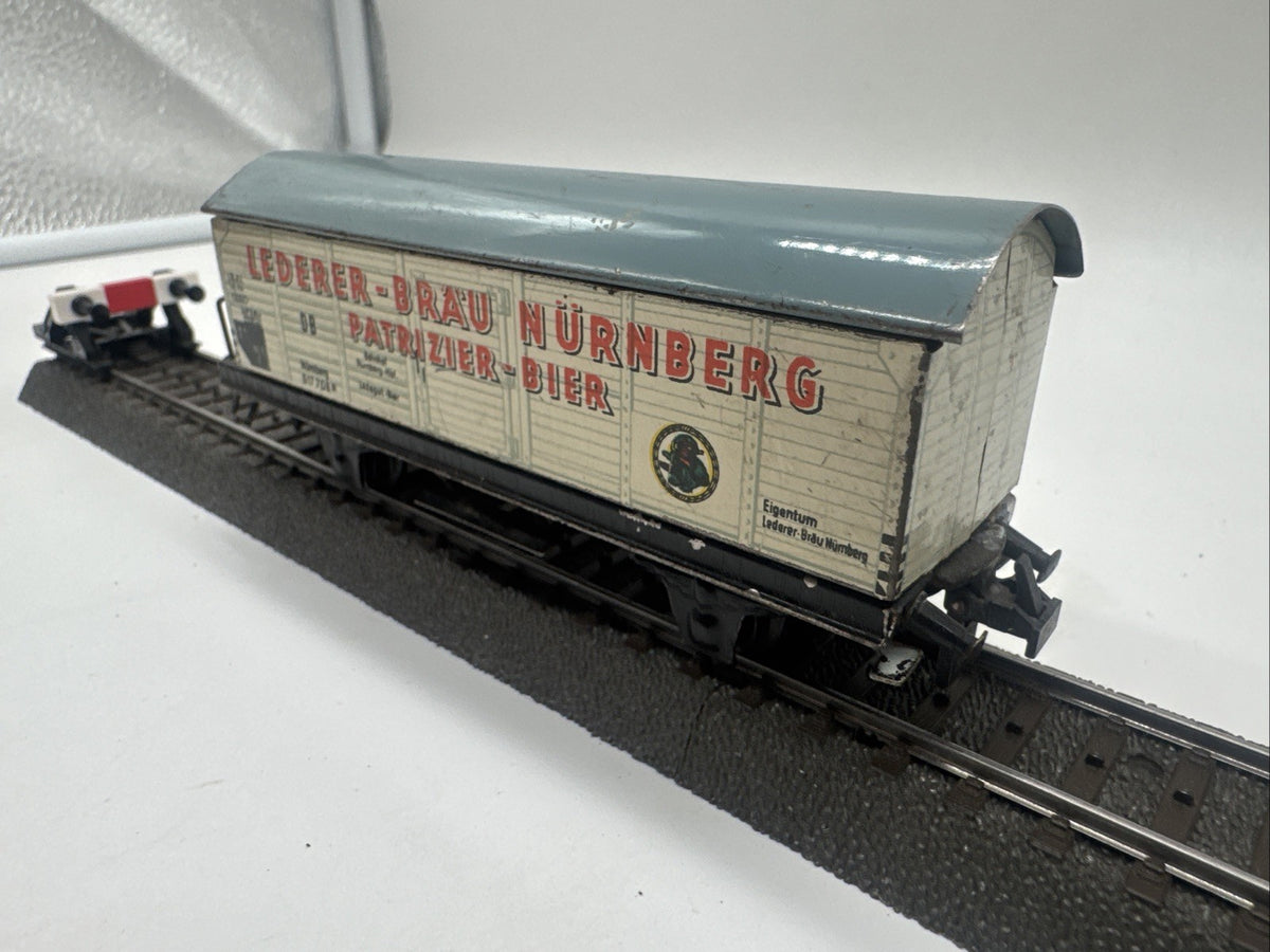 2x Trix Express H0 DC 3L 20/80 Blech Bierwagen Lederer Bräu DB #770