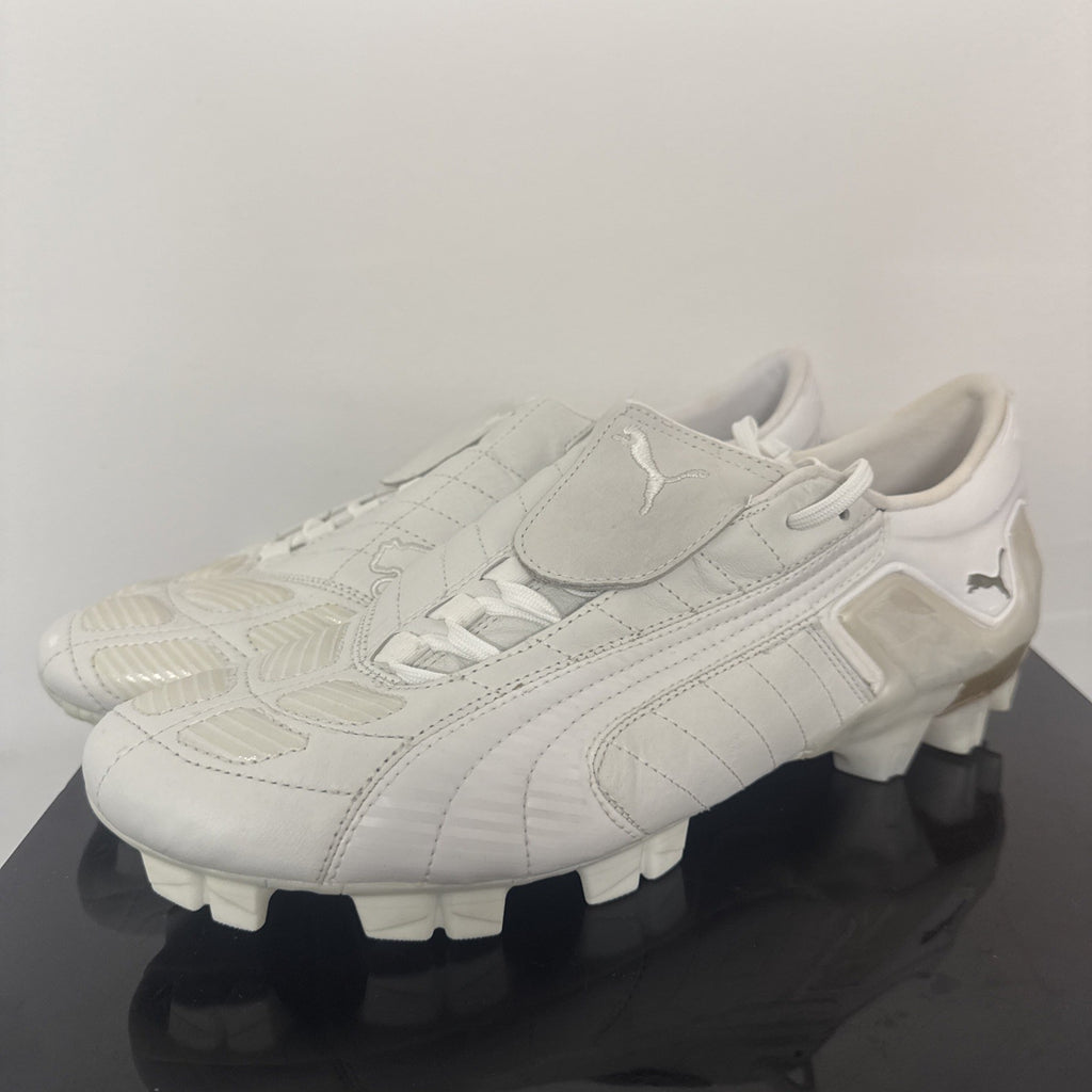 Puma V-Konstrukt GCI FG Fußballschuh Gr. 44.5 UK 10