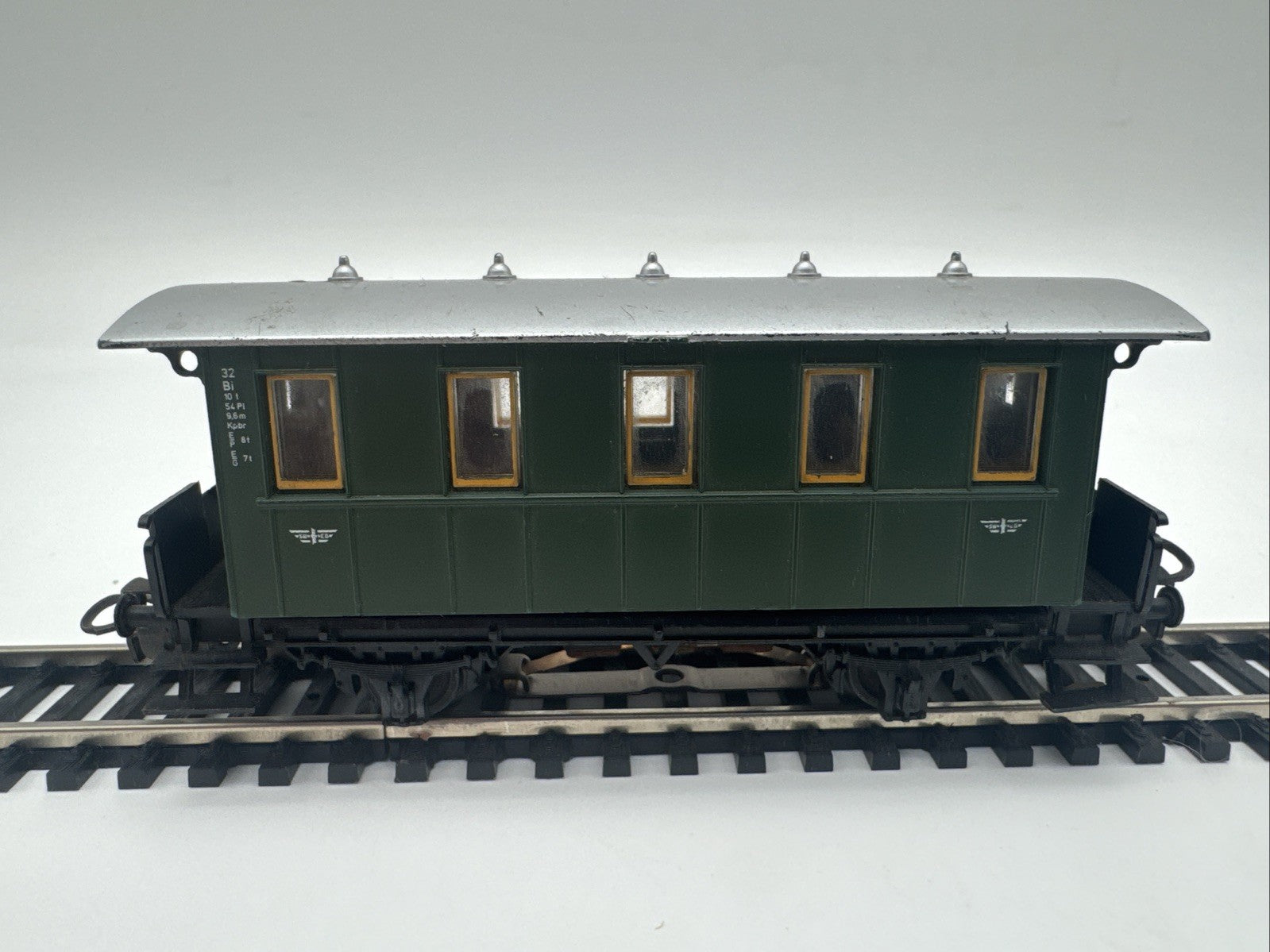 Märklin H0 DC Personenwagen 32 Bi grün