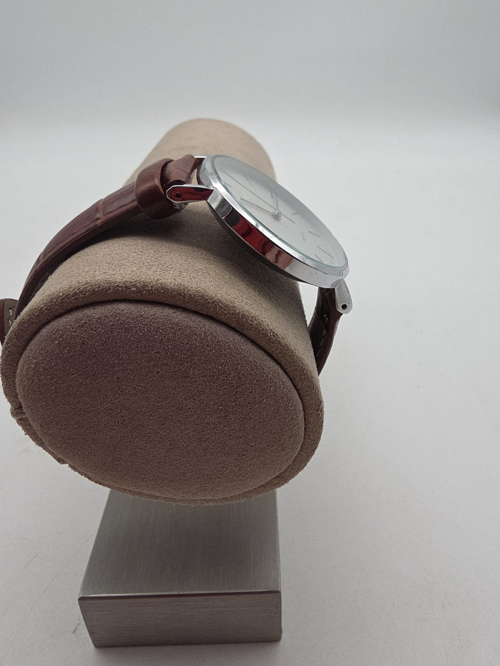 Minimalistische Herrenuhr – Rot-Rosé Zifferblatt – Lederarmband – Quarz