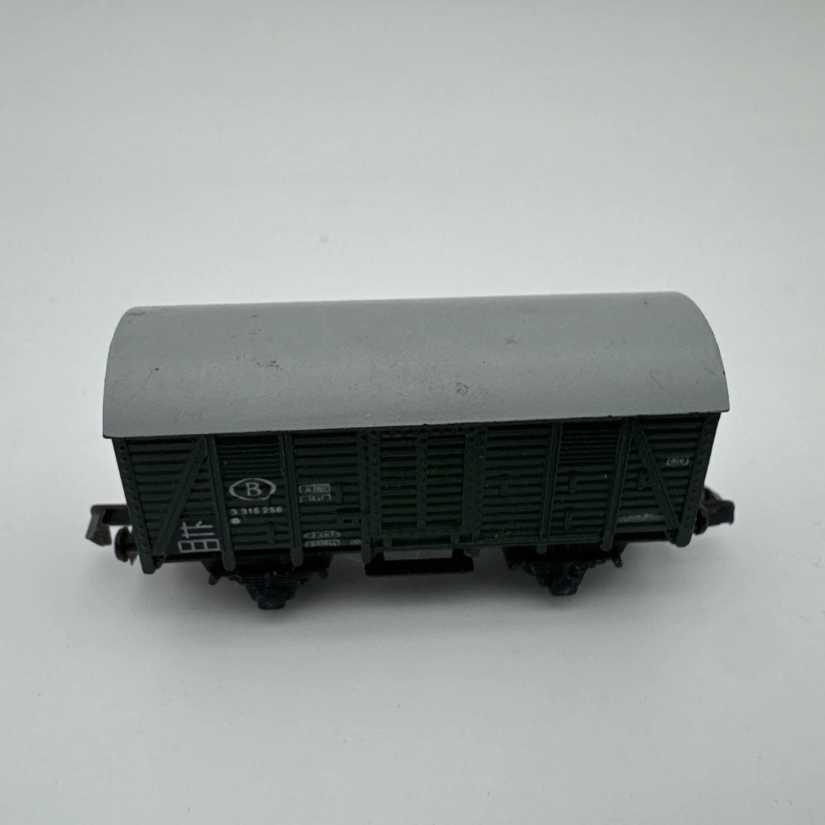 Spur N Güterwagen B 3-315-256 Geschlossen