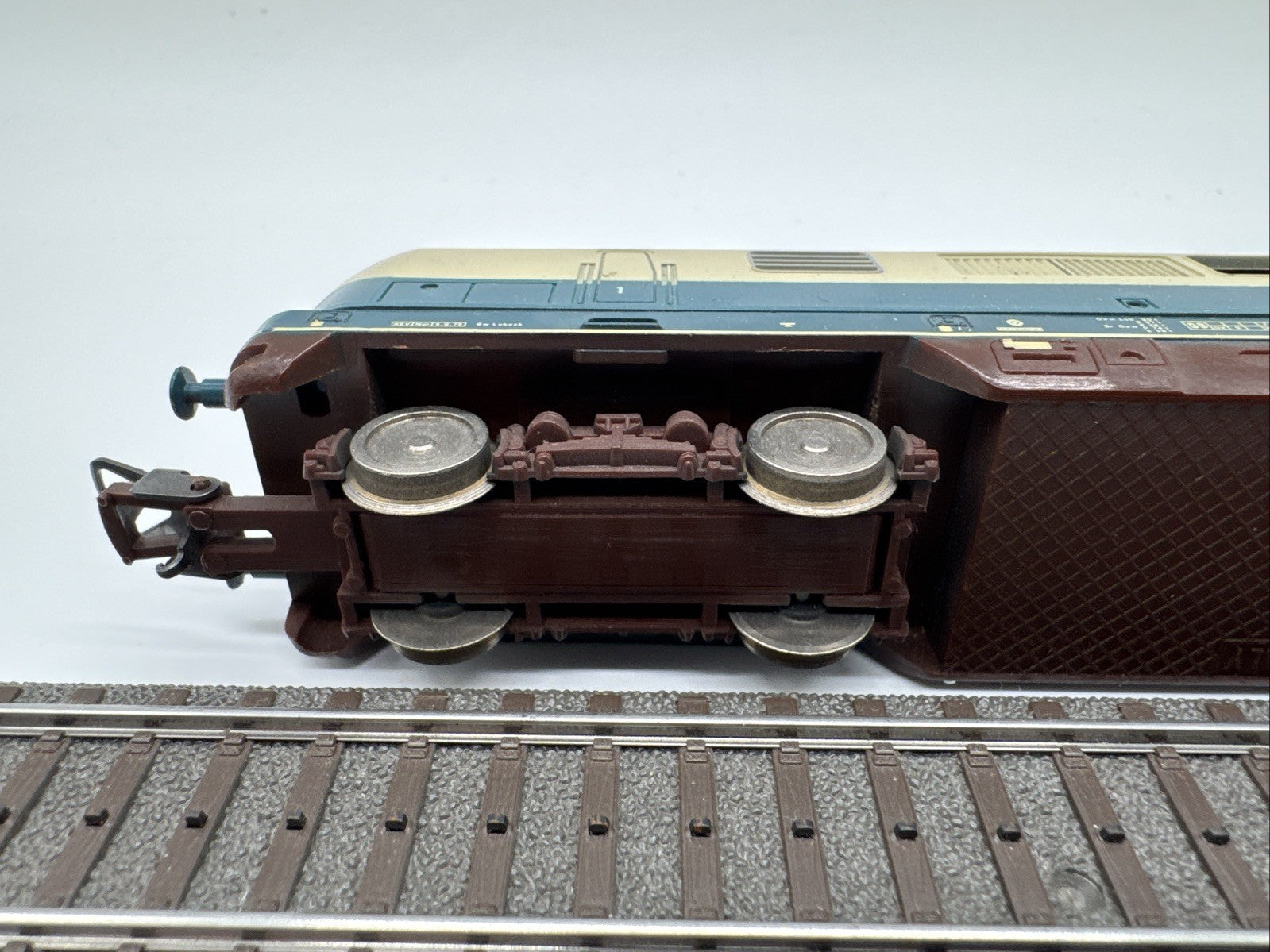 Lima H0 Diesellok 221103-2 DB  #79