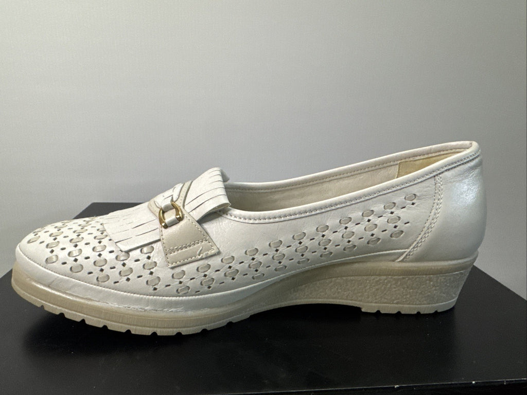 Ara Pumps Gr. 8 Weiß Leder Absatzschuh