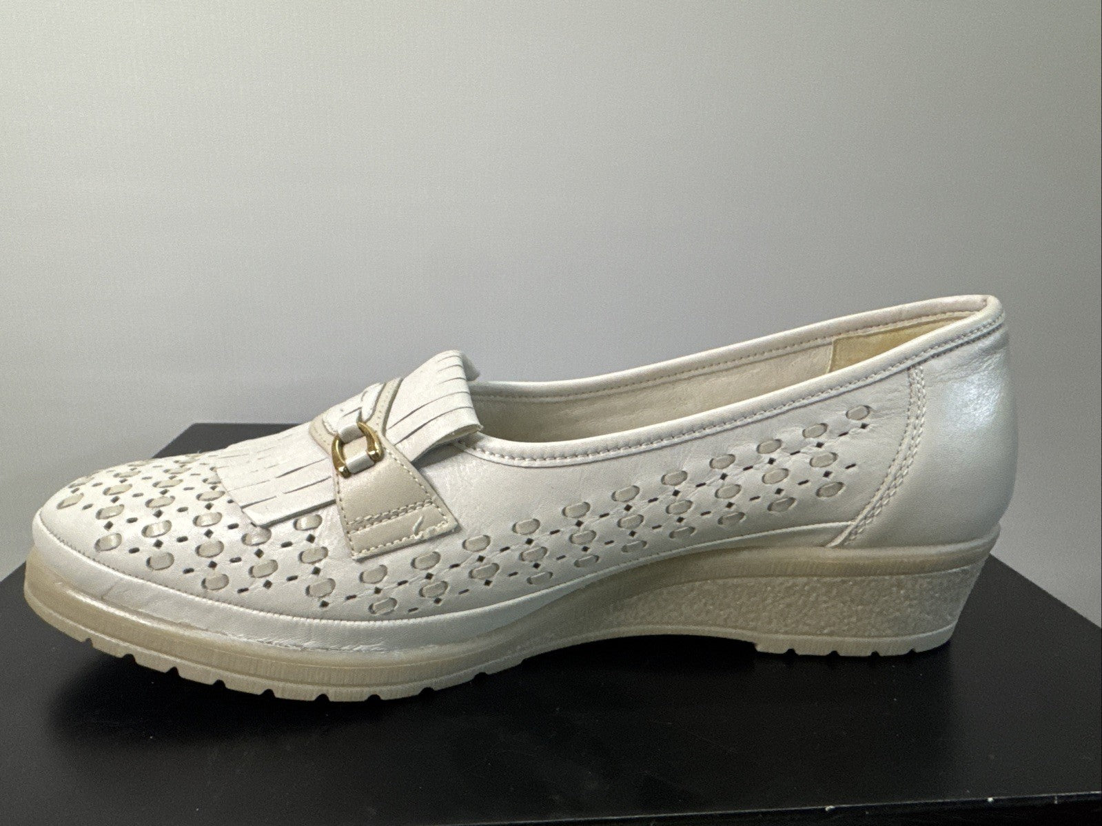 Ara Pumps Gr. 8 Weiß Leder Absatzschuh