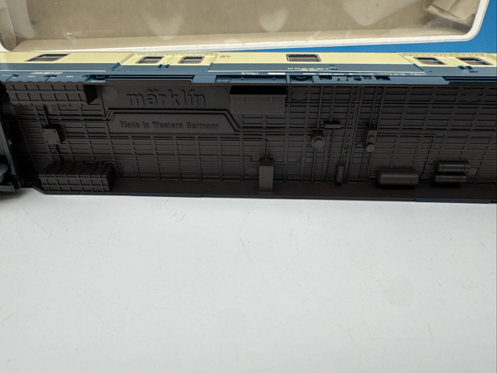 Märklin H0 4280 Postgepäckwagen der DB in OVP HS40 Top Zustand