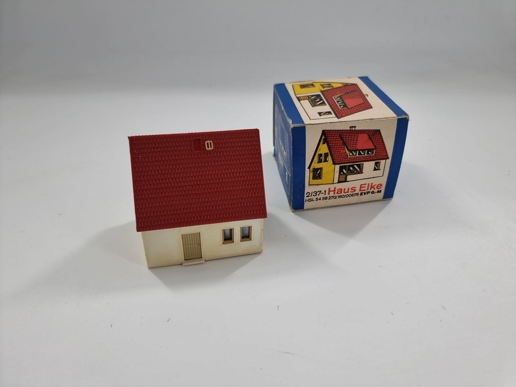 Original Mamos Vero Auhagen DDR  Bausatz Haus Elke 2/37 H0/ TT