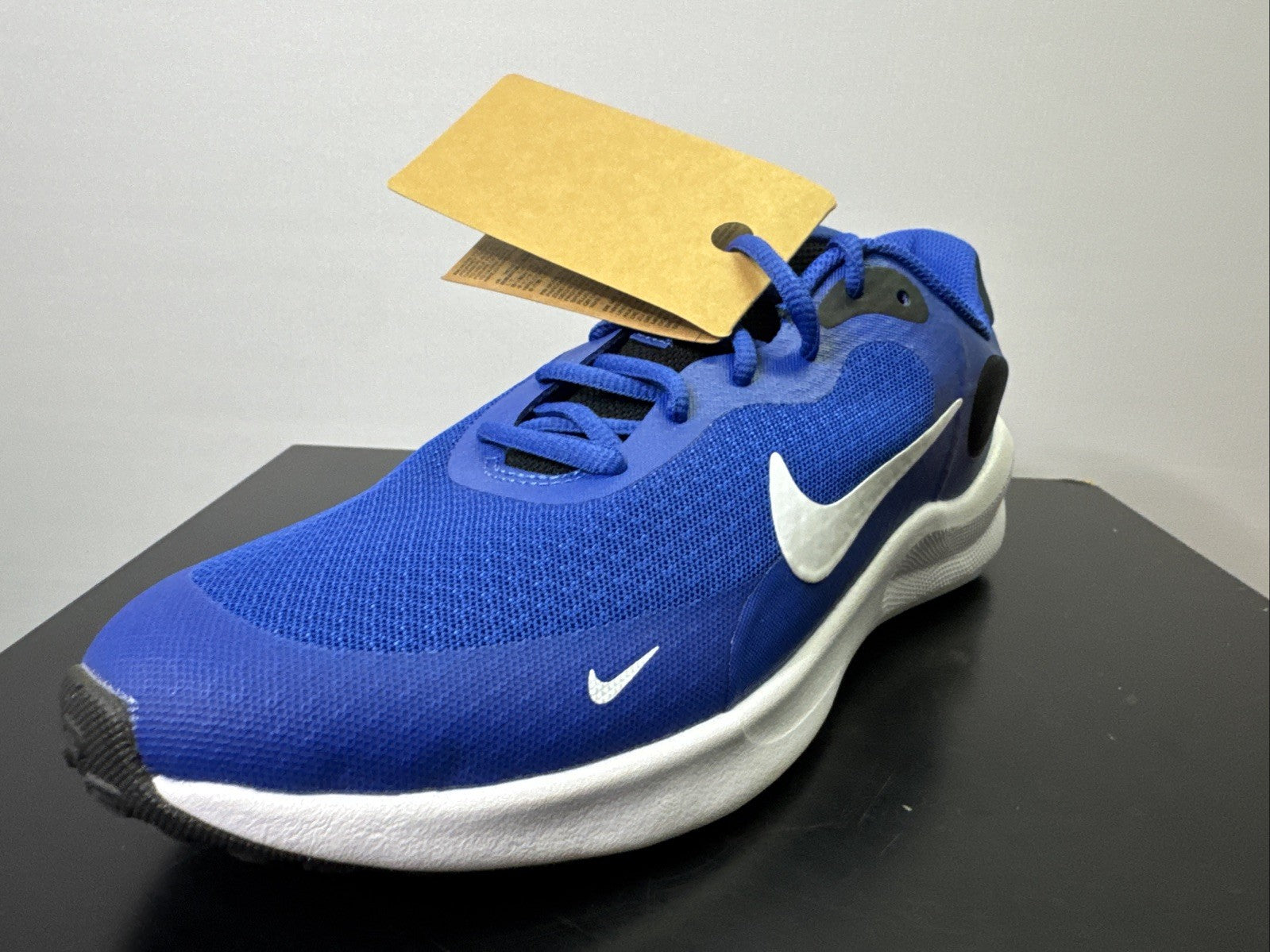 Nike Revolution 7 Gr. 40 Sneaker Unisex 