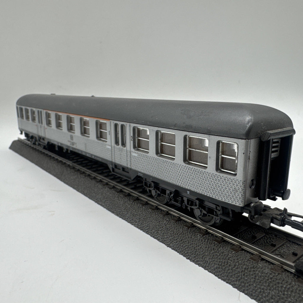 Lima H0 9156 Personenwagen "Silberling" 1./2. Kl. 550 80 31-45 300-8 DB #753